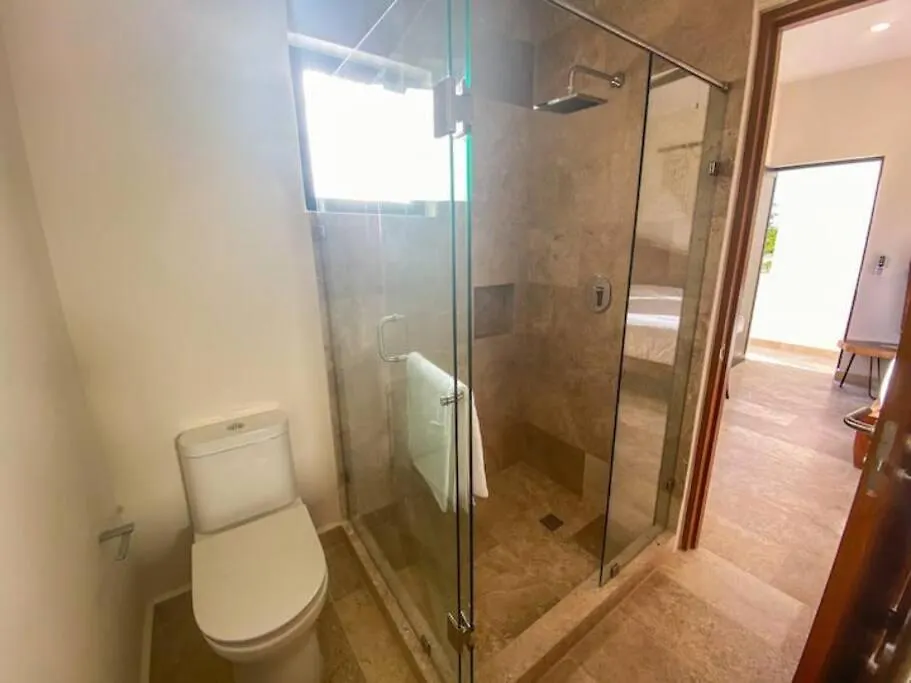 Hébergement de vacances Suit Next To The Common Top Roof Exclusive Building Kingsize Bed 2 Super Pools, Gym, Grill Tulum Mexique