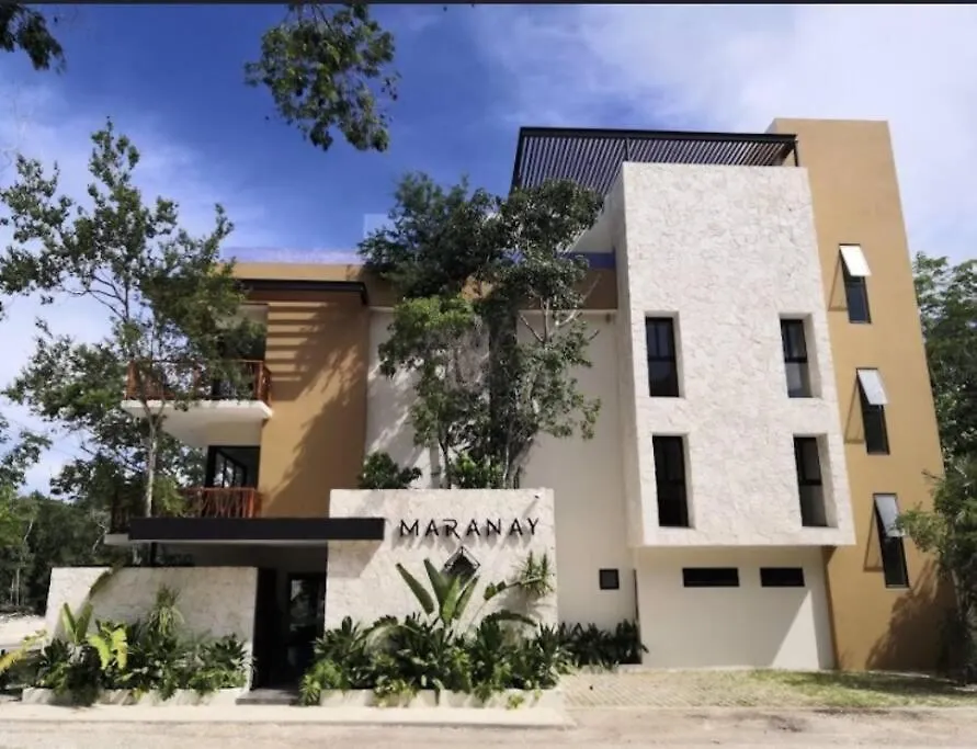 Suit Next To The Common Top Roof Exclusive Building Kingsize Bed 2 Super Pools, Gym, Grill Tulum Hébergement de vacances