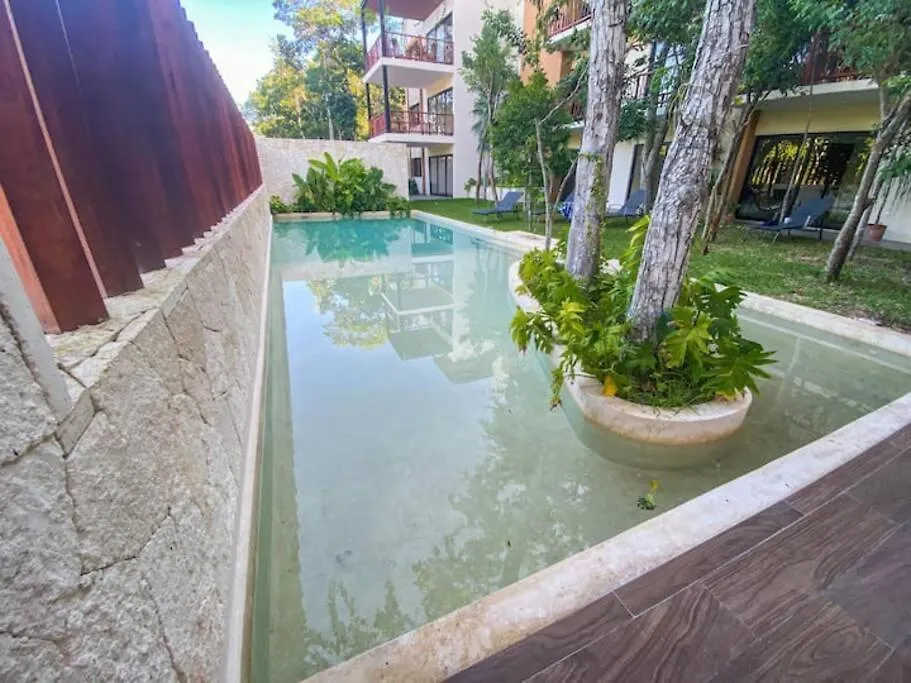 Hébergement de vacances Suit Next To The Common Top Roof Exclusive Building Kingsize Bed 2 Super Pools, Gym, Grill Tulum