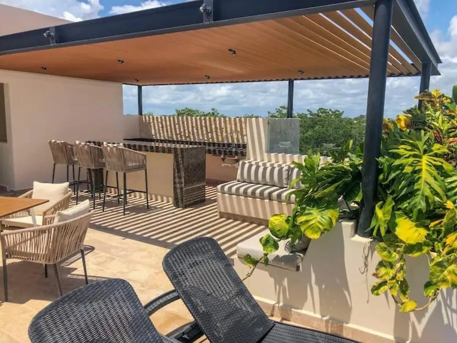 Suit Next To The Common Top Roof Exclusive Building Kingsize Bed 2 Super Pools, Gym, Grill Τουλούμ Μεξικό