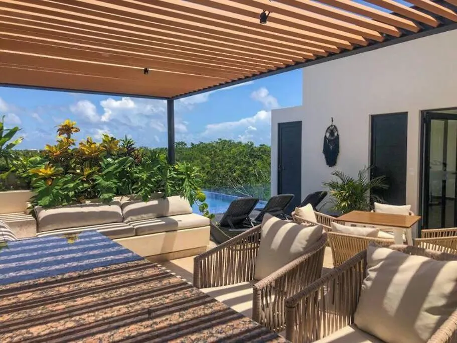 Suit Next To The Common Top Roof Exclusive Building Kingsize Bed 2 Super Pools, Gym, Grill Τουλούμ 0*,  Μεξικό