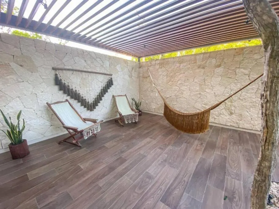 Suit Next To The Common Top Roof Exclusive Building Kingsize Bed 2 Super Pools, Gym, Grill Τουλούμ